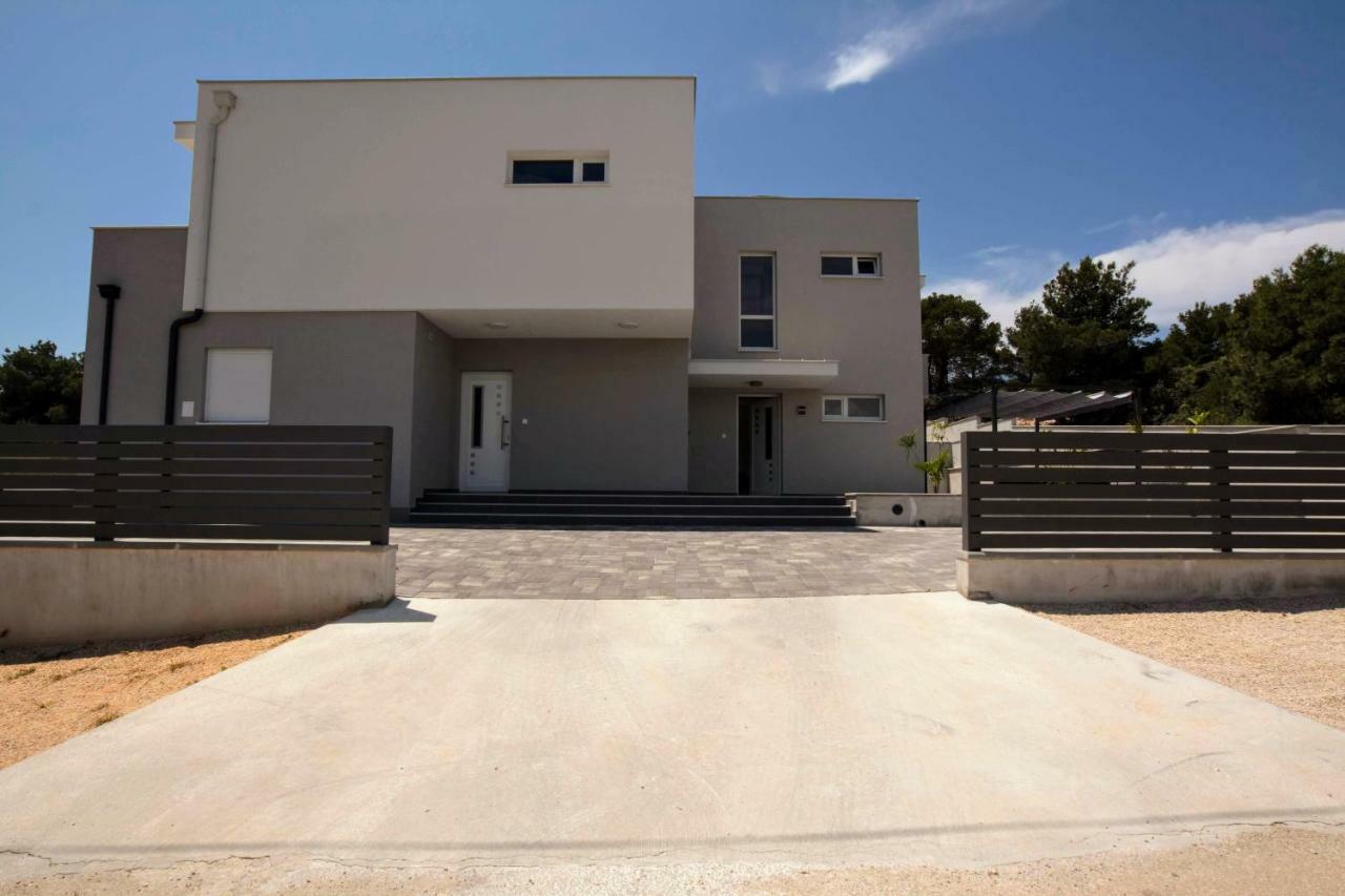 Villa Miggelangelo تيسنو المظهر الخارجي الصورة