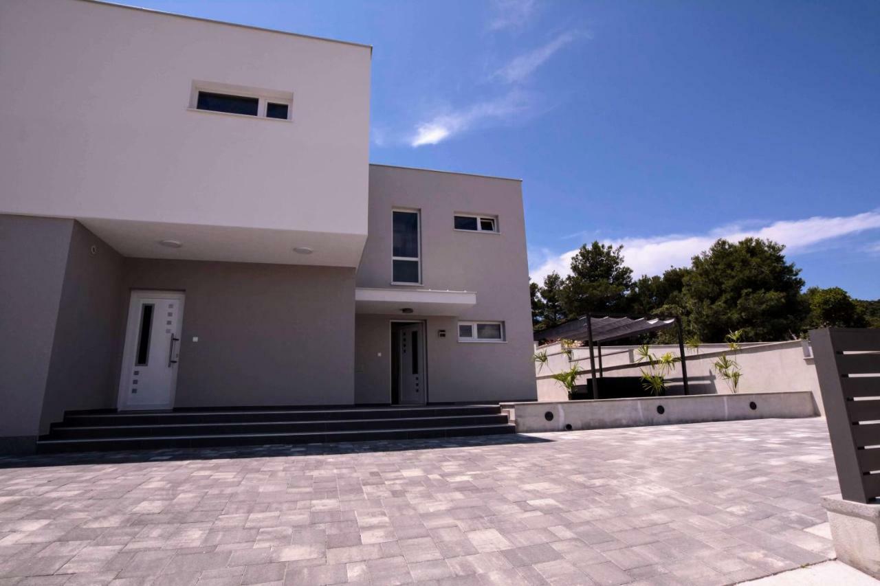 Villa Miggelangelo تيسنو المظهر الخارجي الصورة